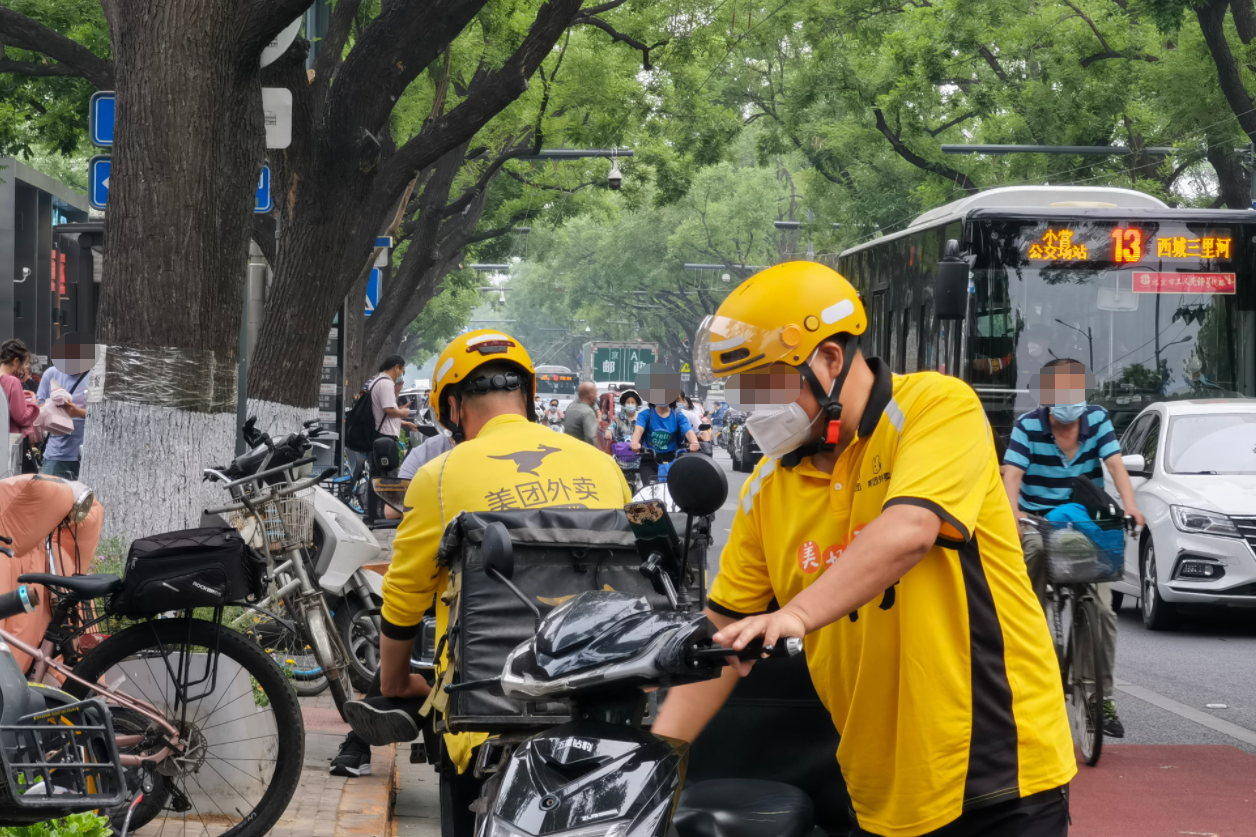 最新北京外卖骑手，城市的新动力