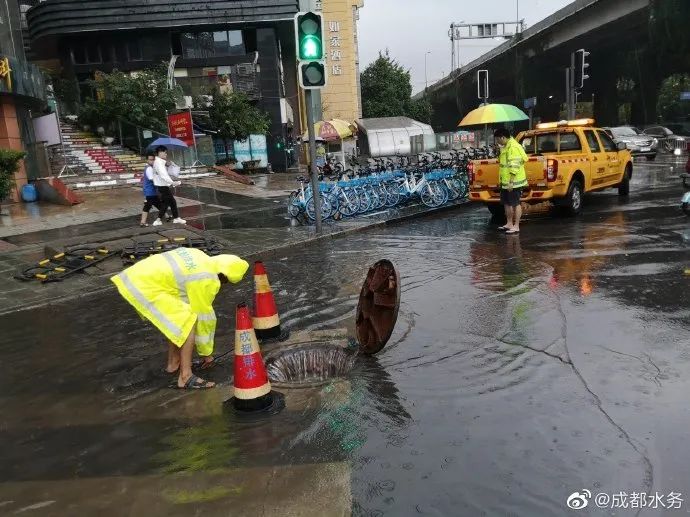 成都市最新暴雨预警，应对挑战，保障城市安全